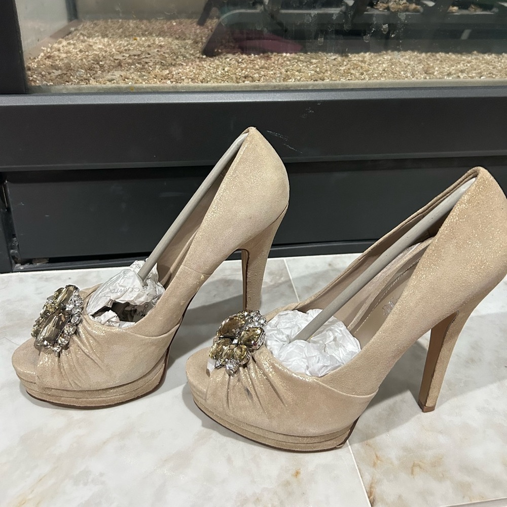 Aldo Cream heels